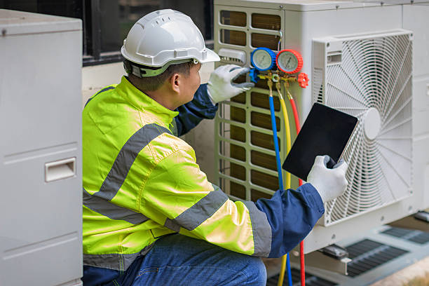Professional Air Conditioning Repair technician working in Roselle, NJ